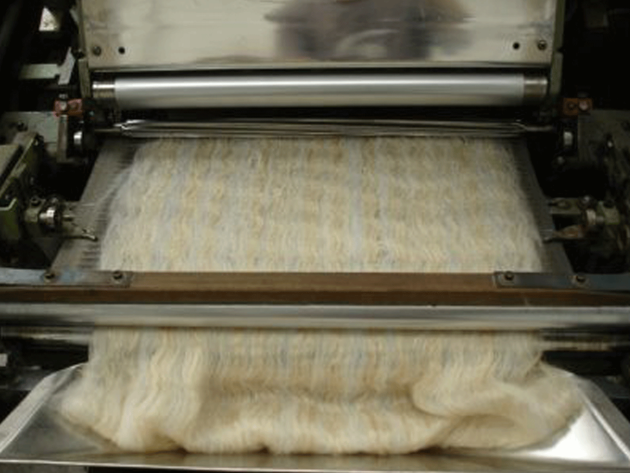 spinning-alpaca-knitwear